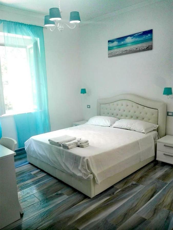 La Terrazza Sul Mare Hotel Marina di Camerota Bagian luar foto